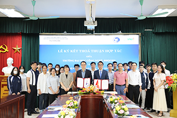 UET ký kết hợp tác với Văn phòng đại diện Phòng Giáo dục Hàn Quốc tại Việt Nam (KEC) và khai giảng chương trình tiếng Hàn mùa hè cho sinh viên