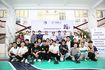 Khoa Cơ học kỹ thuật và tự động hóa: Tăng cường hợp tác với các trường đại học, doanh nghiệp Hàn Quốc